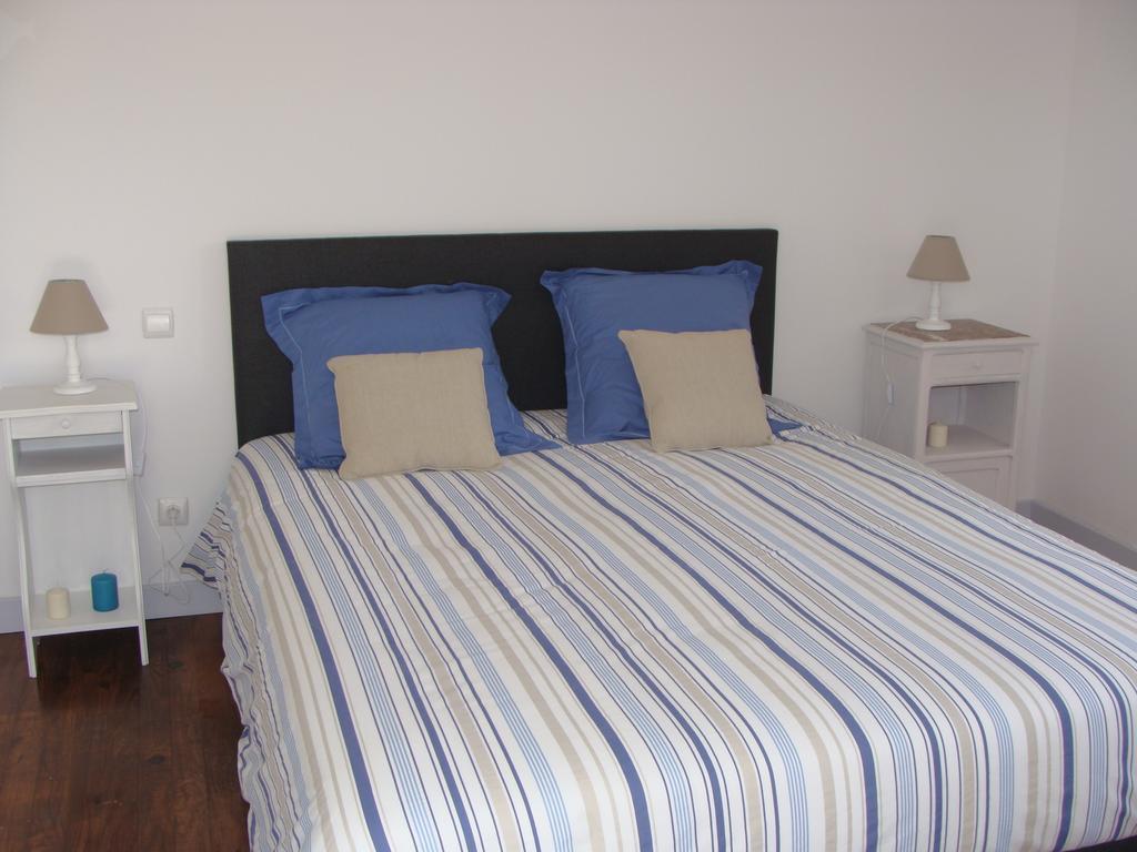 Le Vieux Castel Bed & Breakfast Goustranville Dış mekan fotoğraf